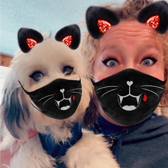 Meet your Posher, Rockstar - Picture 2 of 2